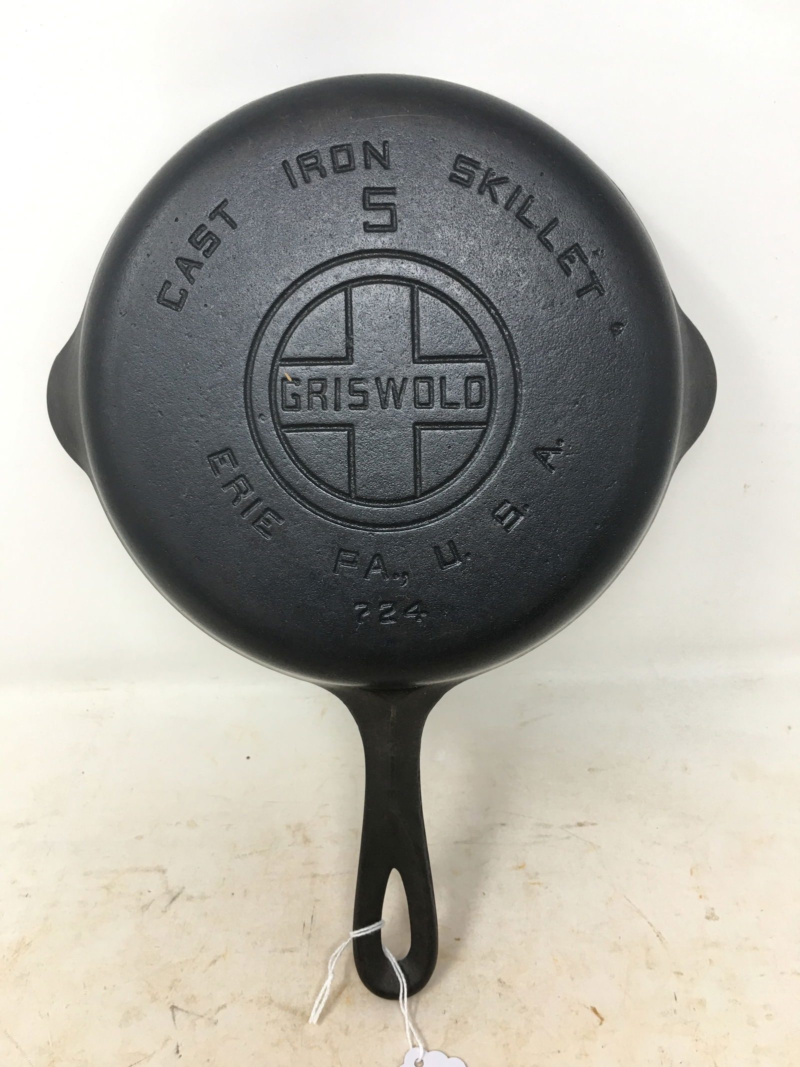 Griswold #5 Skillet, Large Block Logo: Griswold #5 Skillet, Large Block Logo, 8.75"W x 12.5"L x 2"H