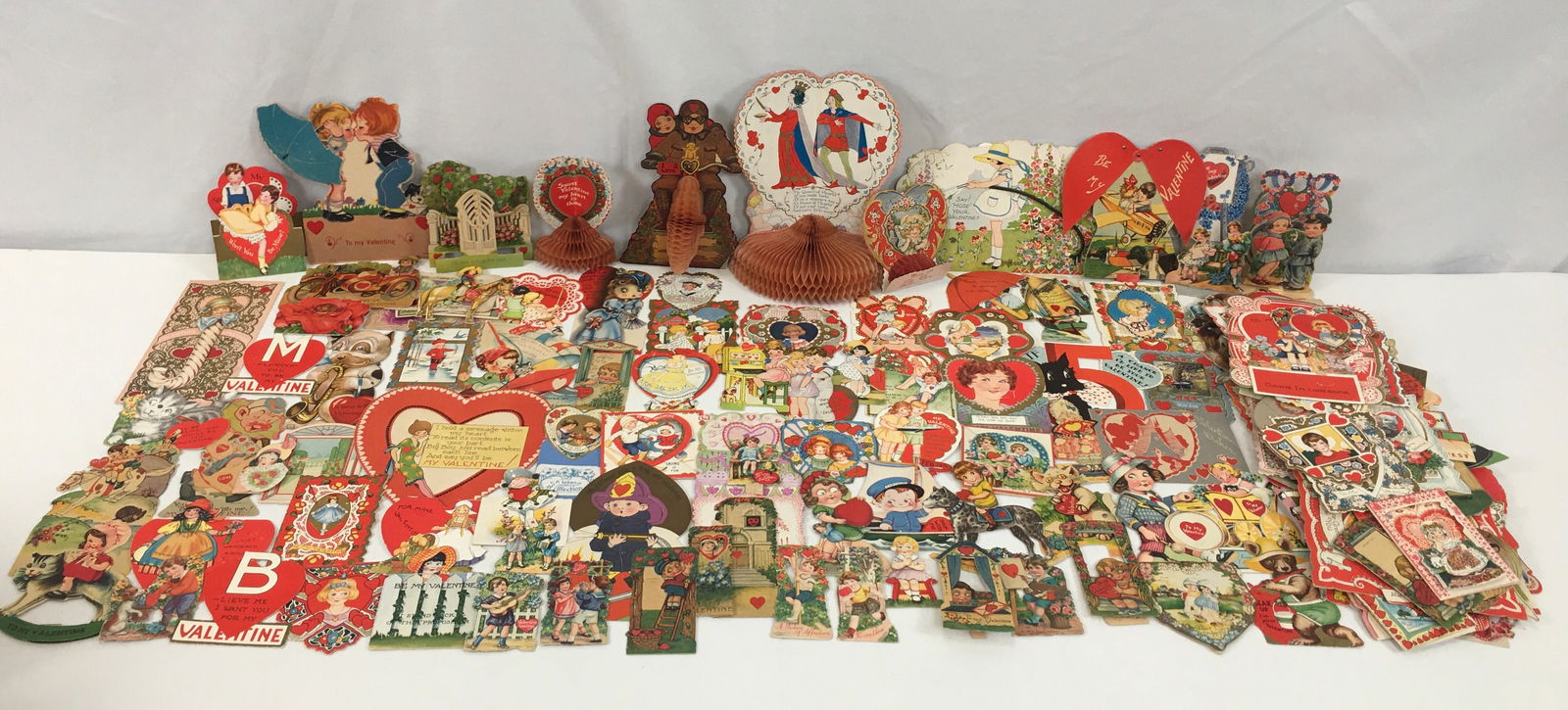 Large Lot of Antique Valentines, 175+: Large Lot of Antique Valentines. 175+ valentines incl. German, Beistle, Carrington, die cut, fold out, stand up, etc.