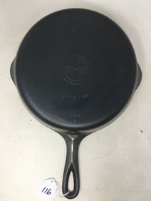 No. 6 Griswold Skillet