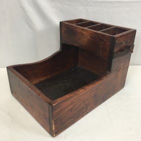 Early Farrier's Box