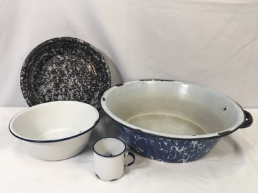 (4) Pieces Graniteware