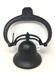 Cast Aluminum Bell and Yoke