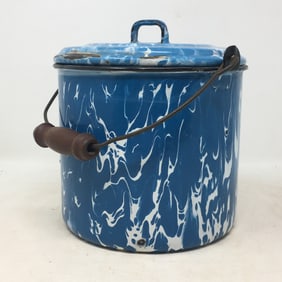 Small Blue & White Graniteware Lidded Bucket