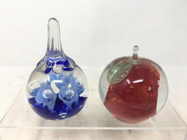 St. Clair Apple & Ring Holder Paperweights