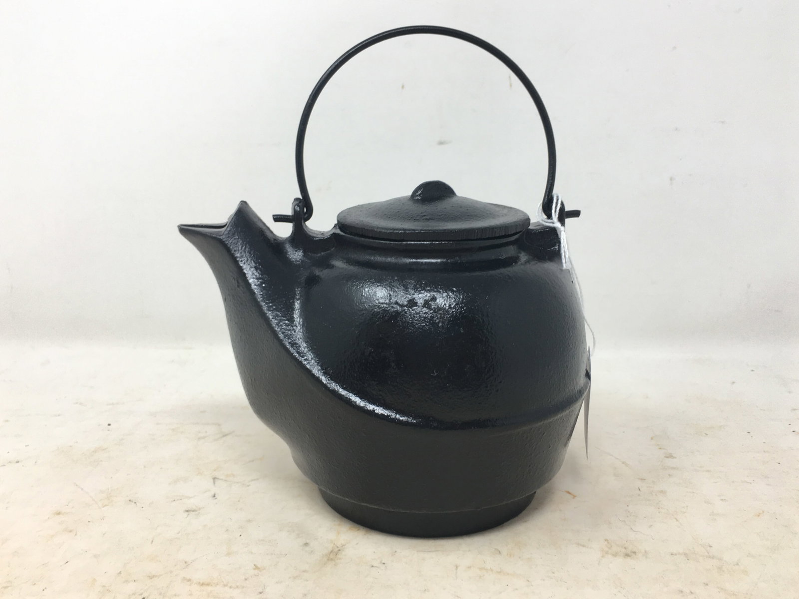 Small Cast Iron Tea Kettle: Small Cast Iron Tea Kettle 6"W x 7.5"H