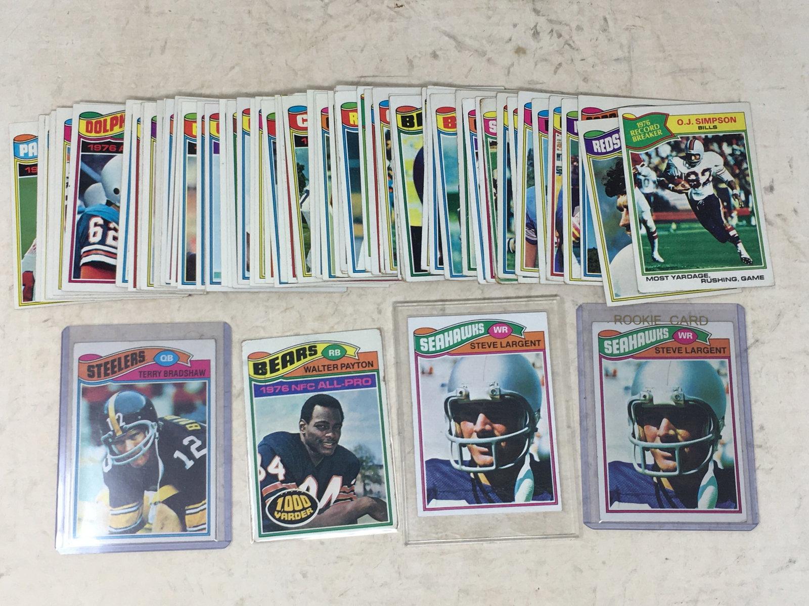 (68) 1977 Topps Football Cards (1 of 5)