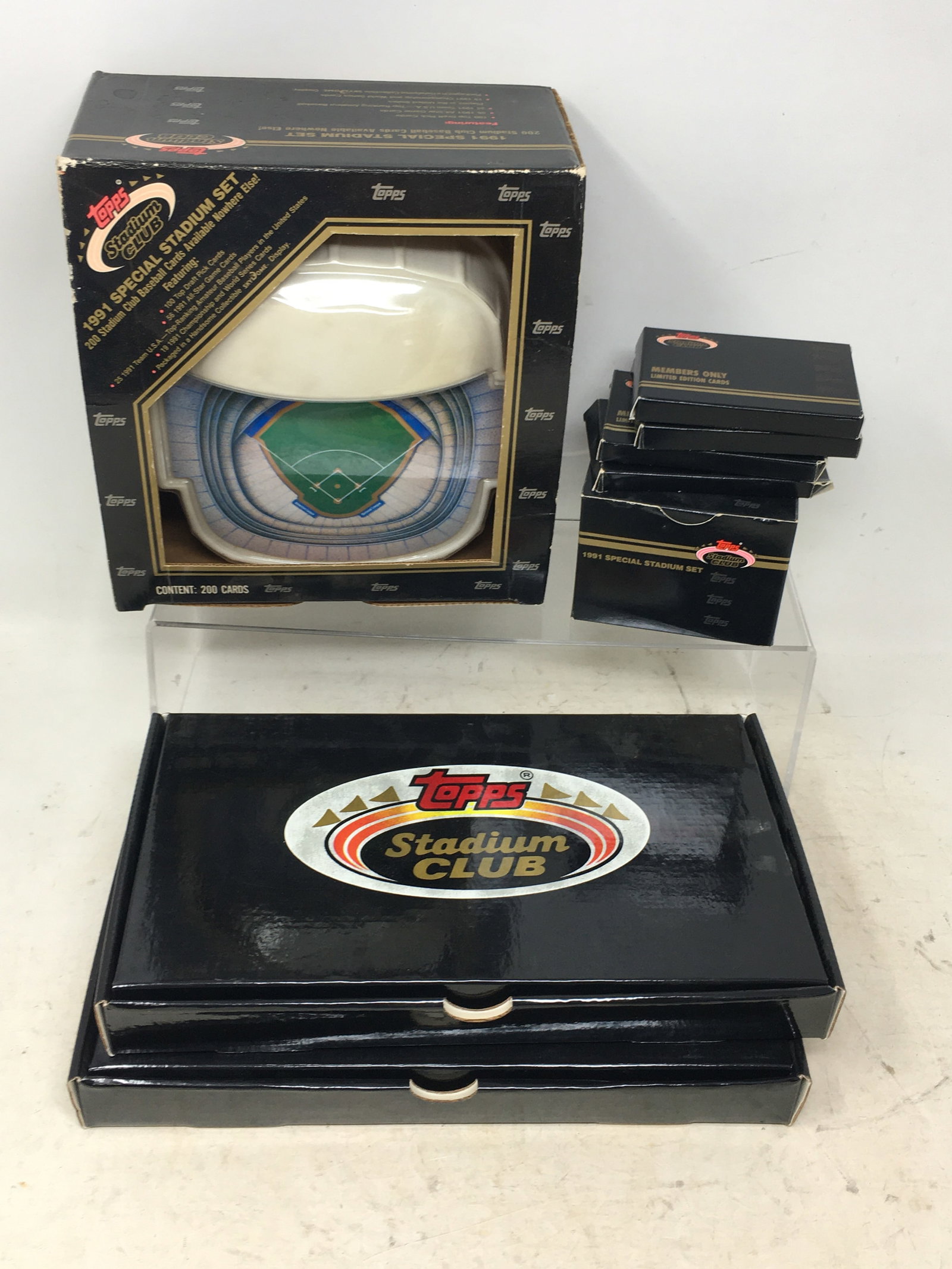 1991 Topps Stadium Club Special Stadium Set, Charter Member Sets (1 of 5)