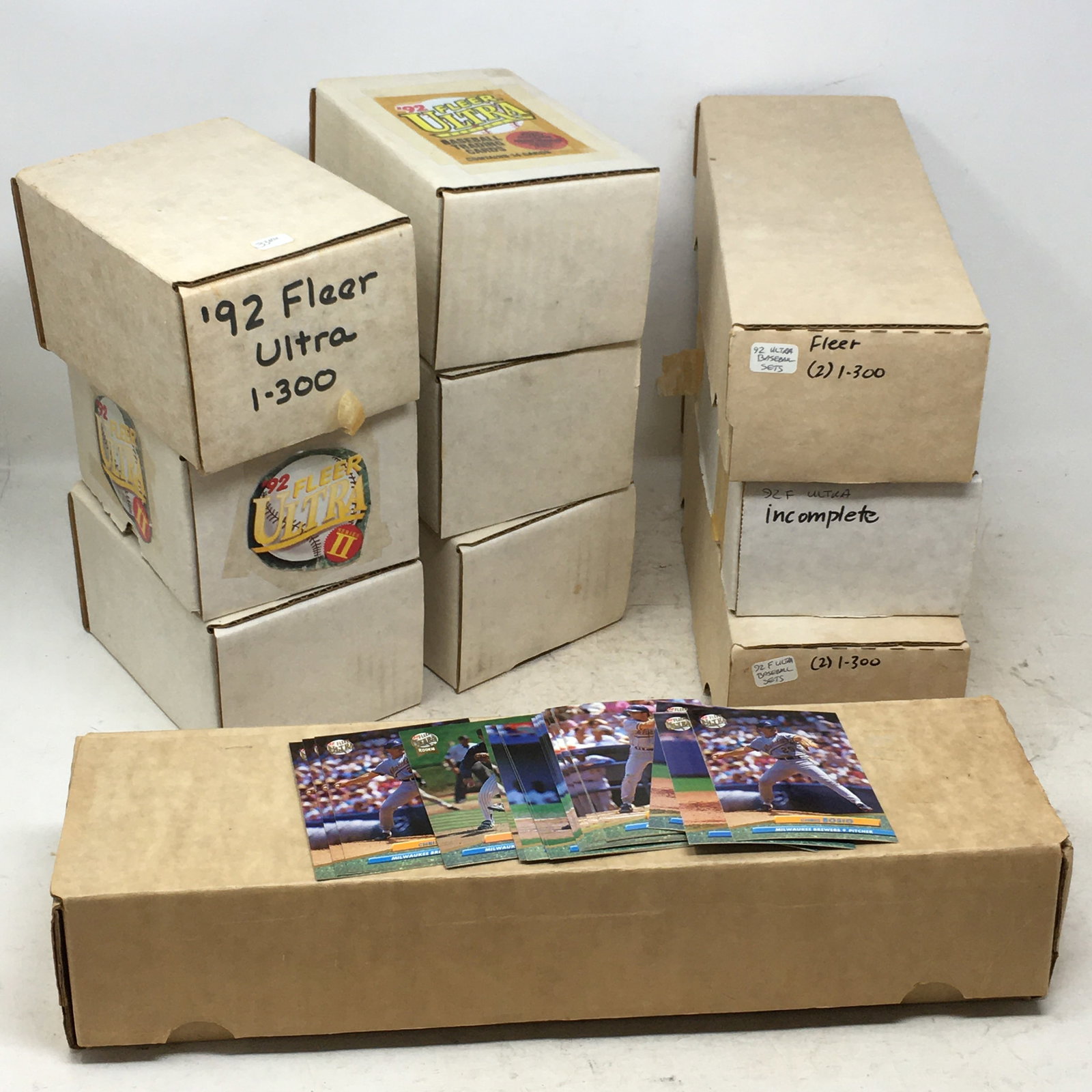 Group of 1992 Fleer Ultra Baseball Trading Cards (1 of 1)
