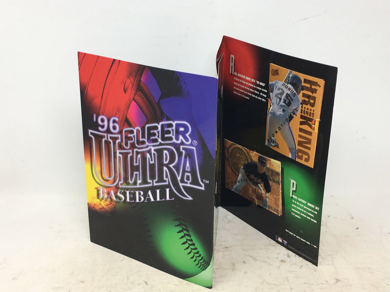 1996 Fleer Ultra Baseball Promotional Trifold With (4) Promo Cards: 1996 Fleer Ultra Baseball Promotional Trifold With (4) Promotional Cards. Ken Griffey Jr. basic set; Tony Gwynn "Season Crowns"; Barry Bonds "HR Kings"; Cal Ripken Jr. "Prime Leather".