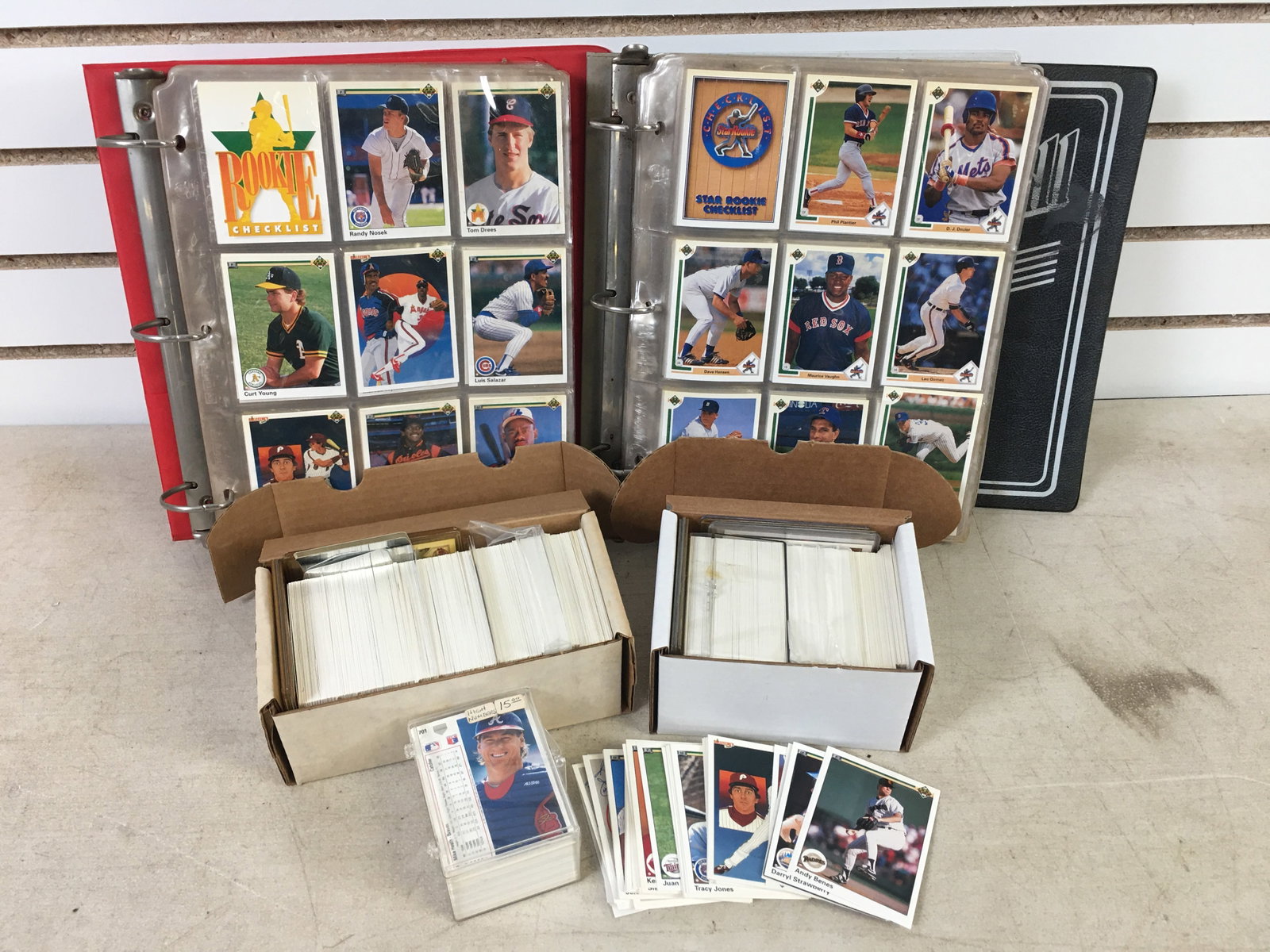 Group of 1990, 1991 Upper Deck Baseball Cards: Group of 1990, 1991 Upper Deck Baseball Cards