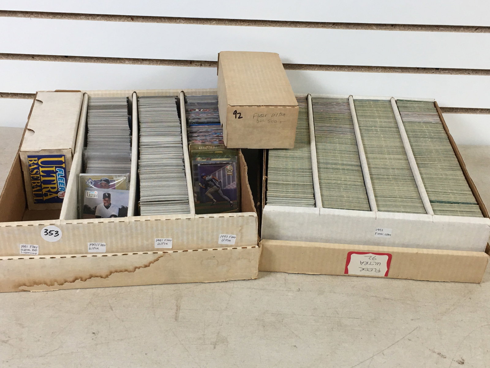 Group of 1991 & 1992 Fleer Ultra Baseball Cards (1 of 3)