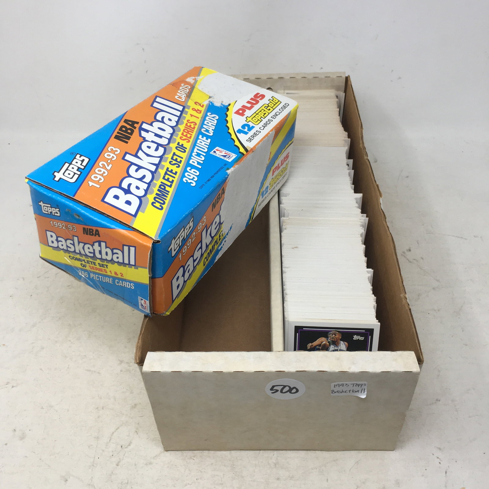 Group of 1992-93 Topps Basketball Cards: Group of 1992-93 Topps Basketball Cards. Singles & complete set.