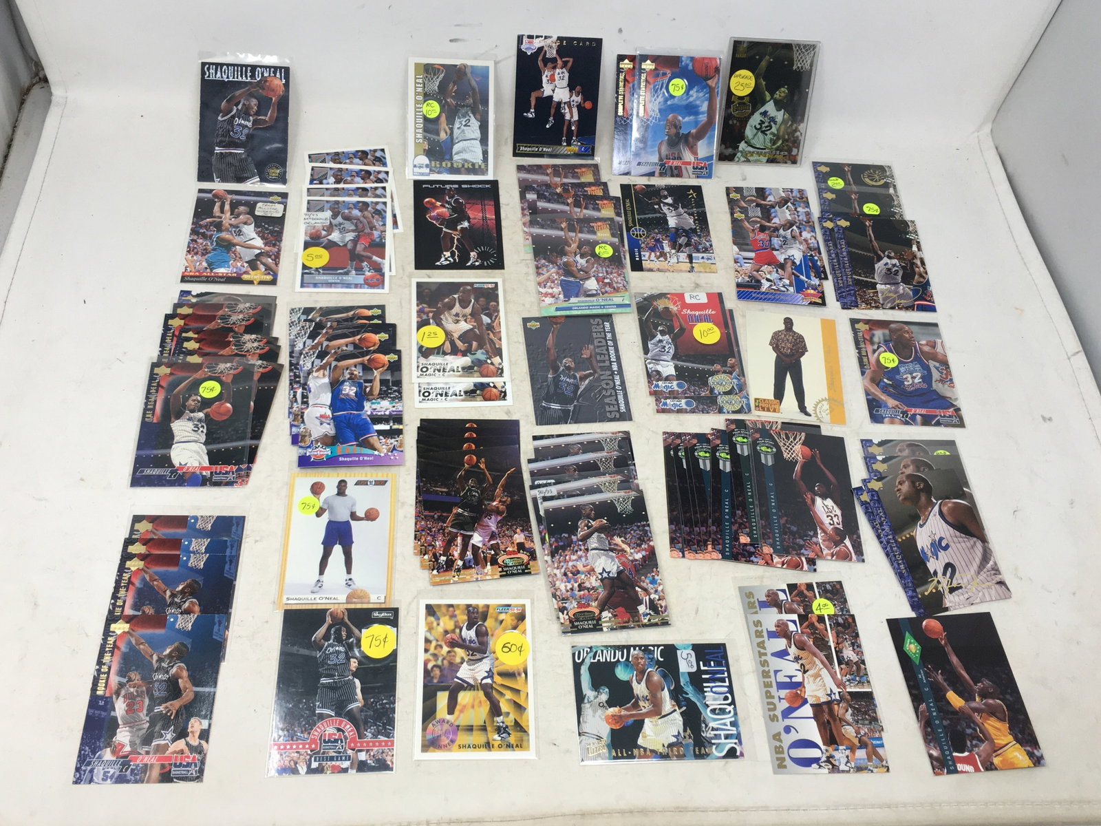 Approx 80 1990s Shaquille O'Neal Basketball Cards (1 of 6)