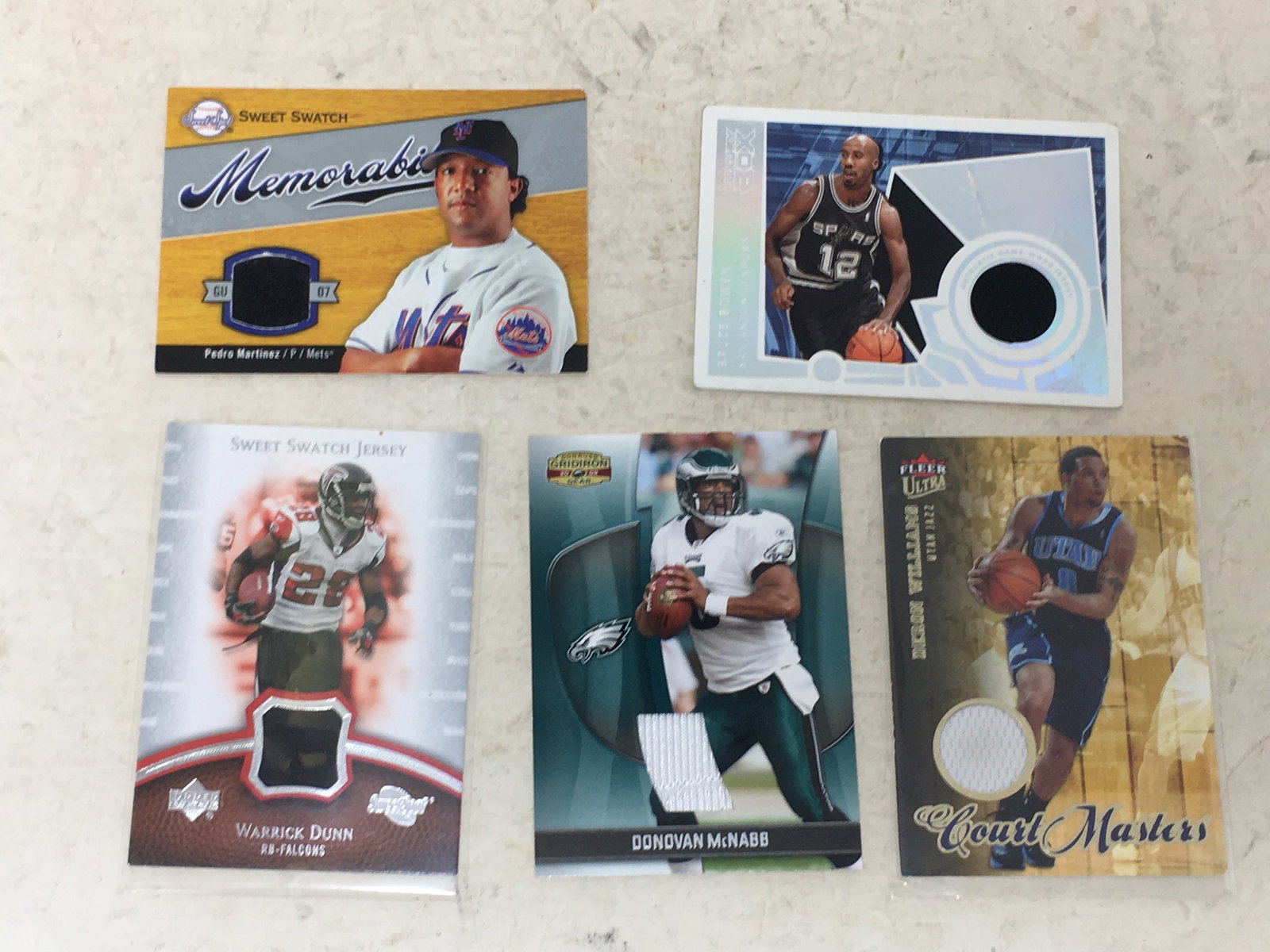 (5) Game-Used Memorabilia Cards, NBA, NFL, MLB (1 of 6)