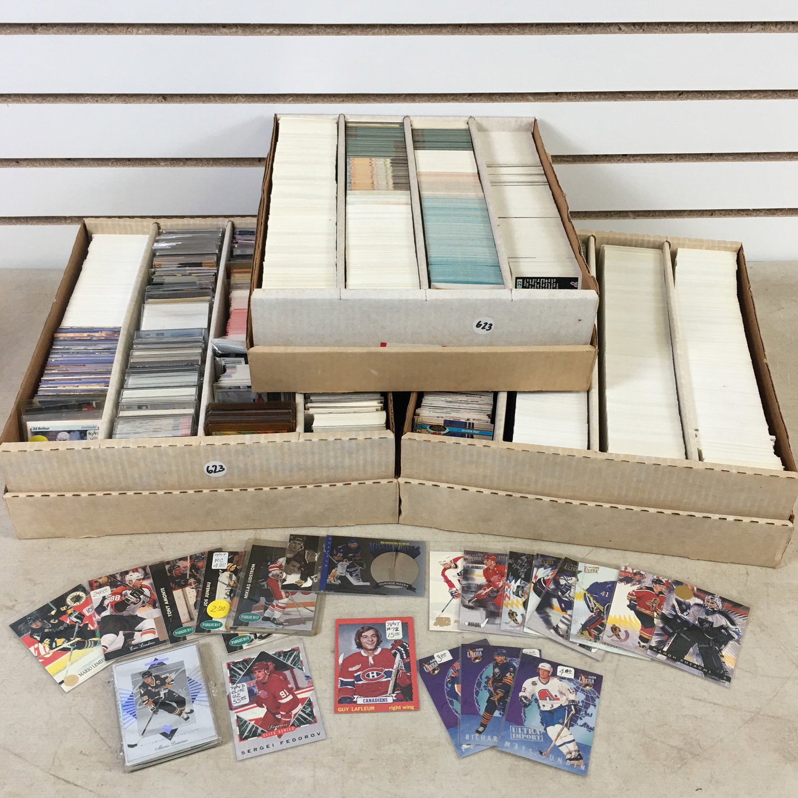 Large Group of Mostly 1990s NHL Hockey Cards (1 of 4)
