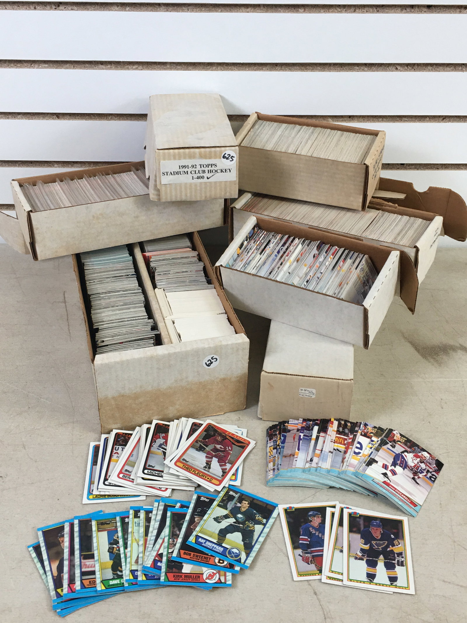 Group of 1990s NHL Hockey Cards: Group of 1990s NHL Hockey Cards. Incl. 1992 O-Pee-Chee, 94-95 Leaf, 92-93 Fleer Ultra; 1989 & 1990 Topps; 91-92 Stadium Club incl. #1-400 Complete; 92-93 Stadium Club #1-250 Complete.