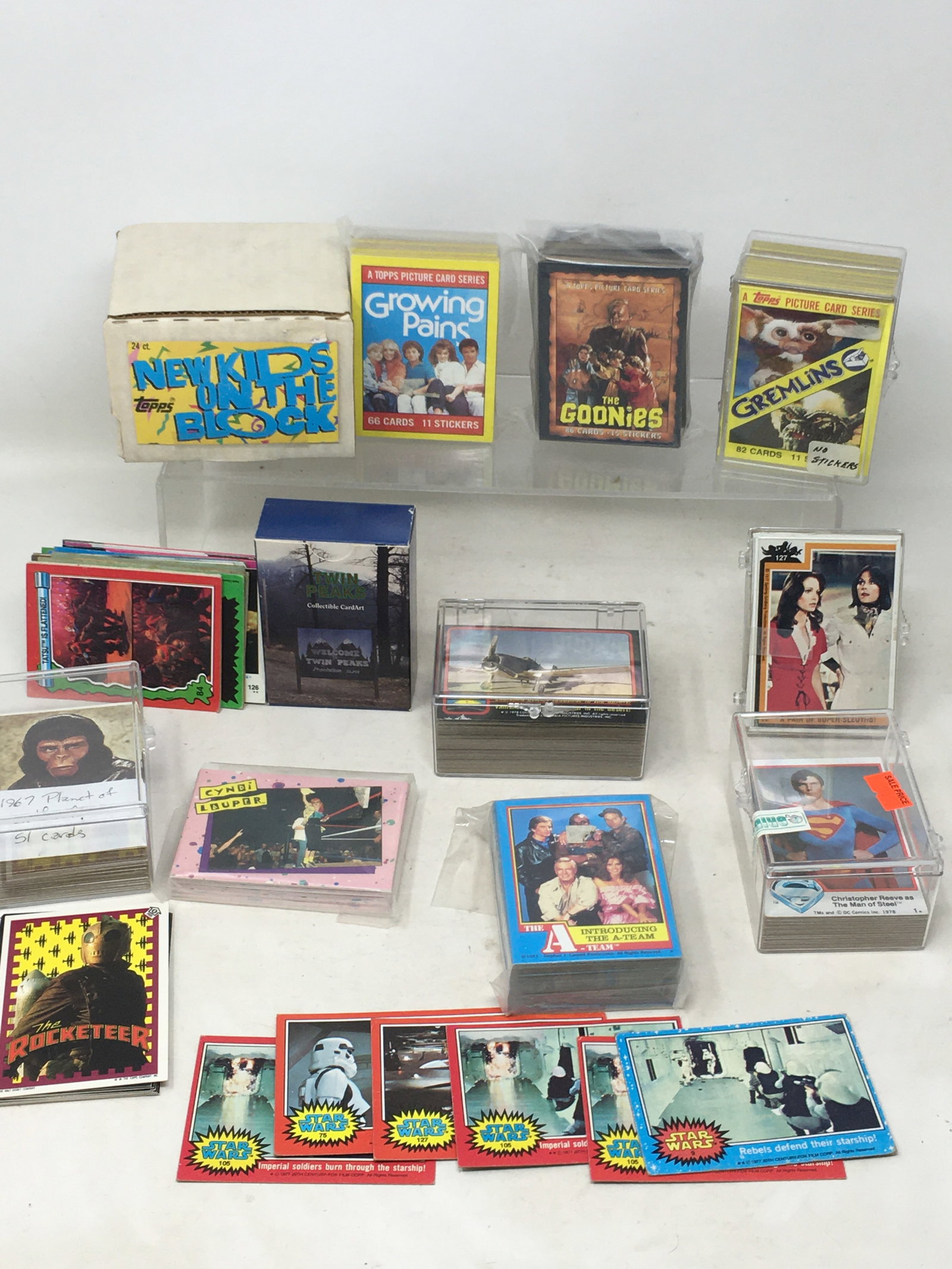 Group of 1970s & 80s Collector Cards, Topps Picture Card Series (1 of 6)