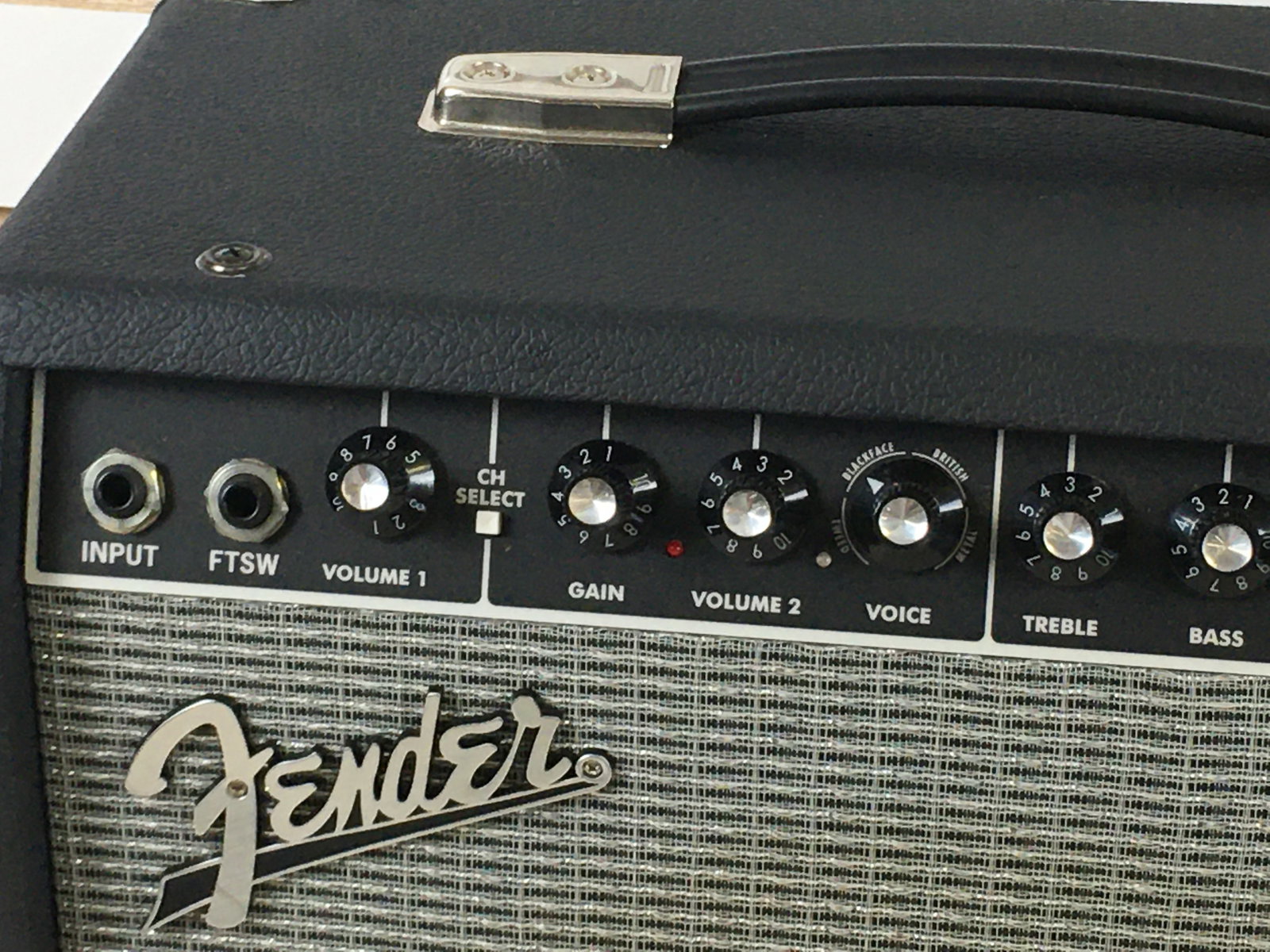 Fender Champion 40 Amplifier - 3