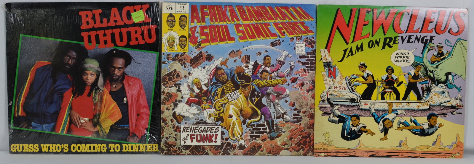 Vintage Vinyl Record Collection (Hip-Hop, Electro, Reggae & R&B): Mixed lot of vintage vinyl LPs and 12" records featuring classic hip-hop, electro, reggae, funk, and R&B artists from the late 1970s through the 1980s. Great collection for DJs, collectors, sampling