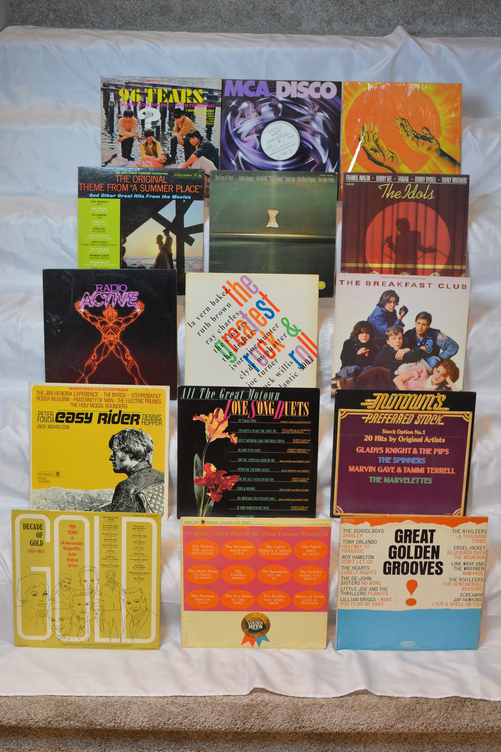 Vintage Soundtrack & Compilation Vinyl Collection - Classic Hits and Movie Themes (1 of 6)