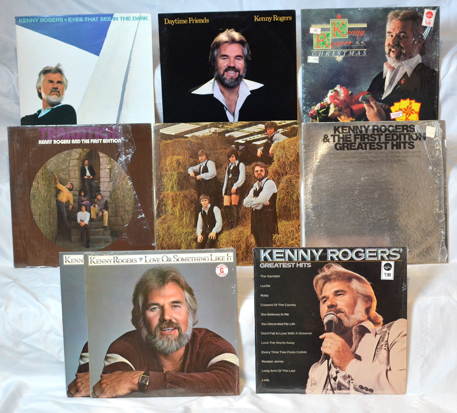 Vintage Kenny Rogers Vinyl LP Lot Greatest Hits, First Edition, Christmas, Country Records: Vintage Kenny Rogers vinyl LP collection featuring solo albums, greatest hits compilations, and recordings with The First Edition. Great country/pop crossover lot with several classic releases from on