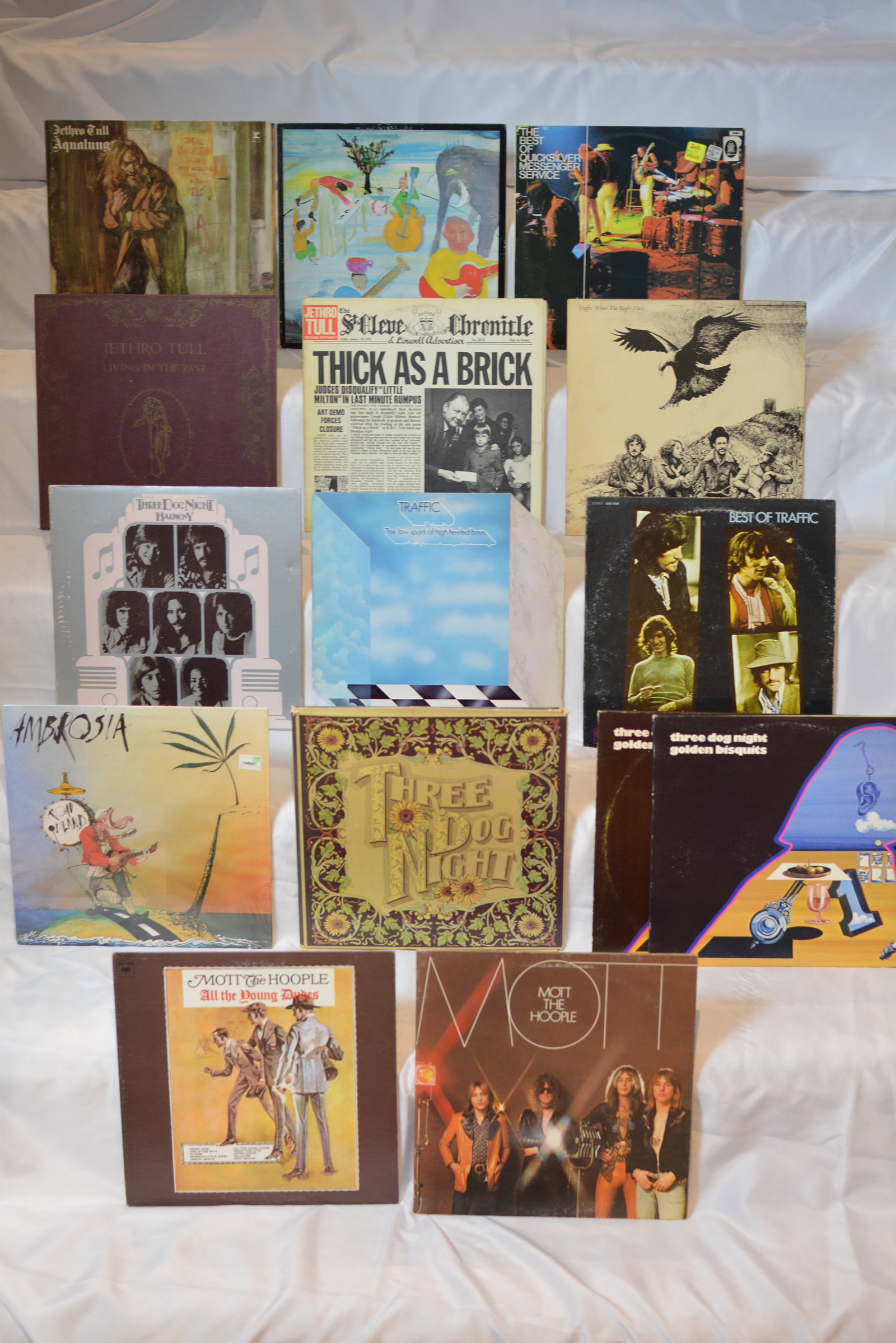 Classic Rock & Progressive Rock Vinyl LP Lot ? Jethro Tull, Traffic, Three Dog Night & More: Vintage classic rock and progressive rock vinyl LP collection featuring well-known 1970s rock acts, blues rock, prog rock, and album rock favorites. Excellent mixed lot for collectors, resellers, or f
