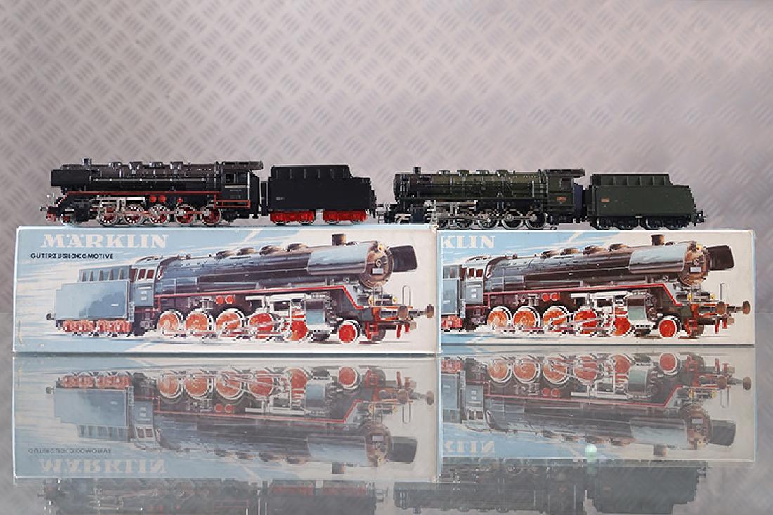 MARKLIN "HO": Locomotive allemande, noire, ref. 3027. Locomotive 150 X SNCF, verte, ref. 3046. (bo) Provenance private collection, France