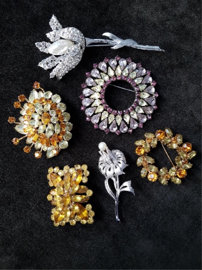 Lot of Six Vintage Costume Jewelry Brooches: Lot of Six Vintage Costume Jewelry Brooches, Sherman, J Flex Sterling, etc,...