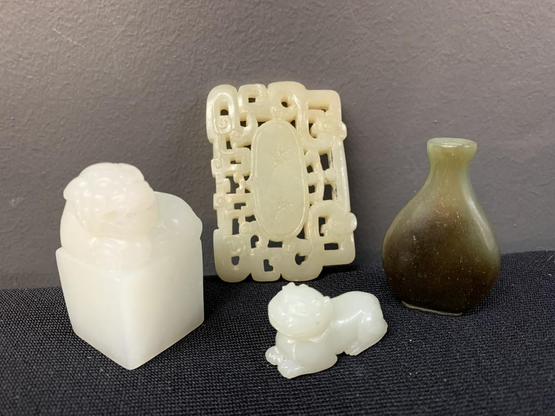 4 Chinese Jade Carvings and Snuff Bottle (1 of 8)