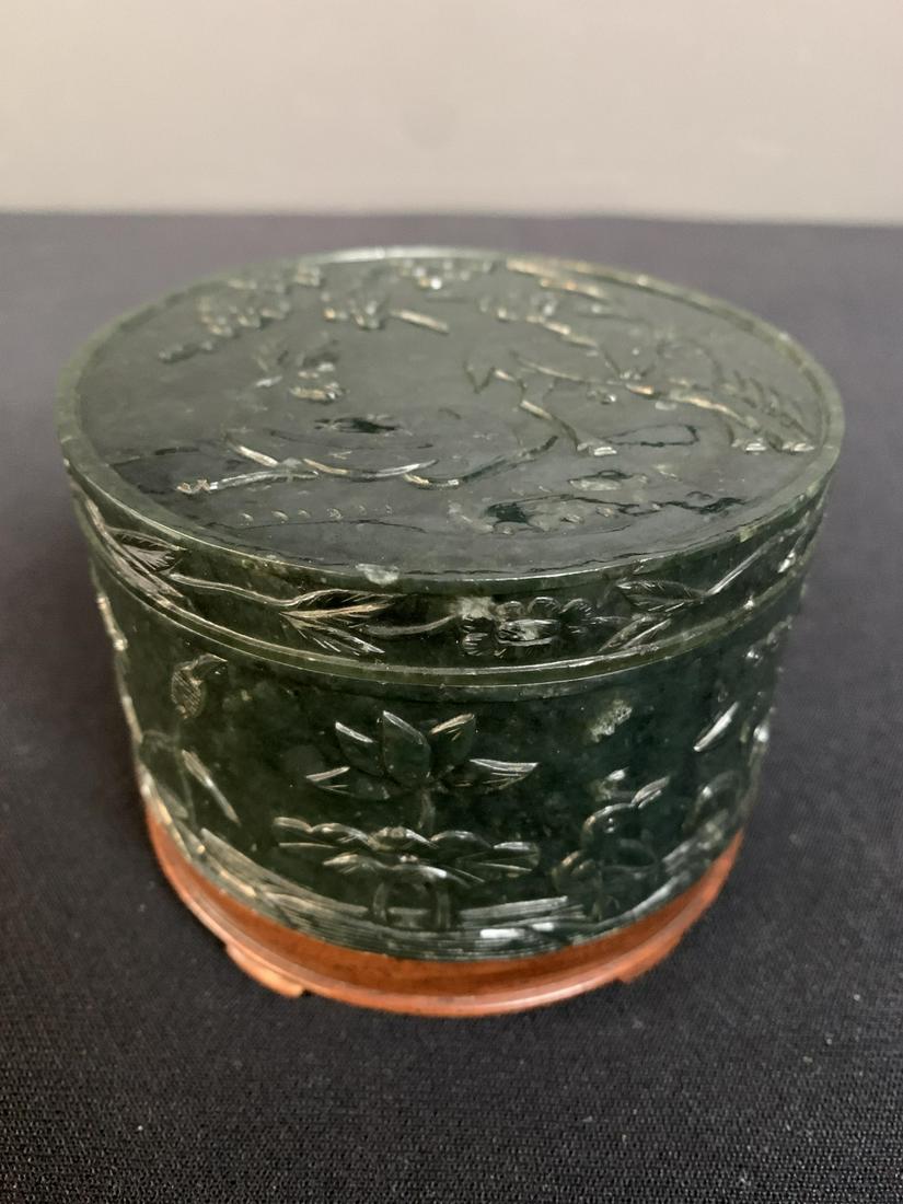 Antique Chinese Spinach Jade Round Box (1 of 5)