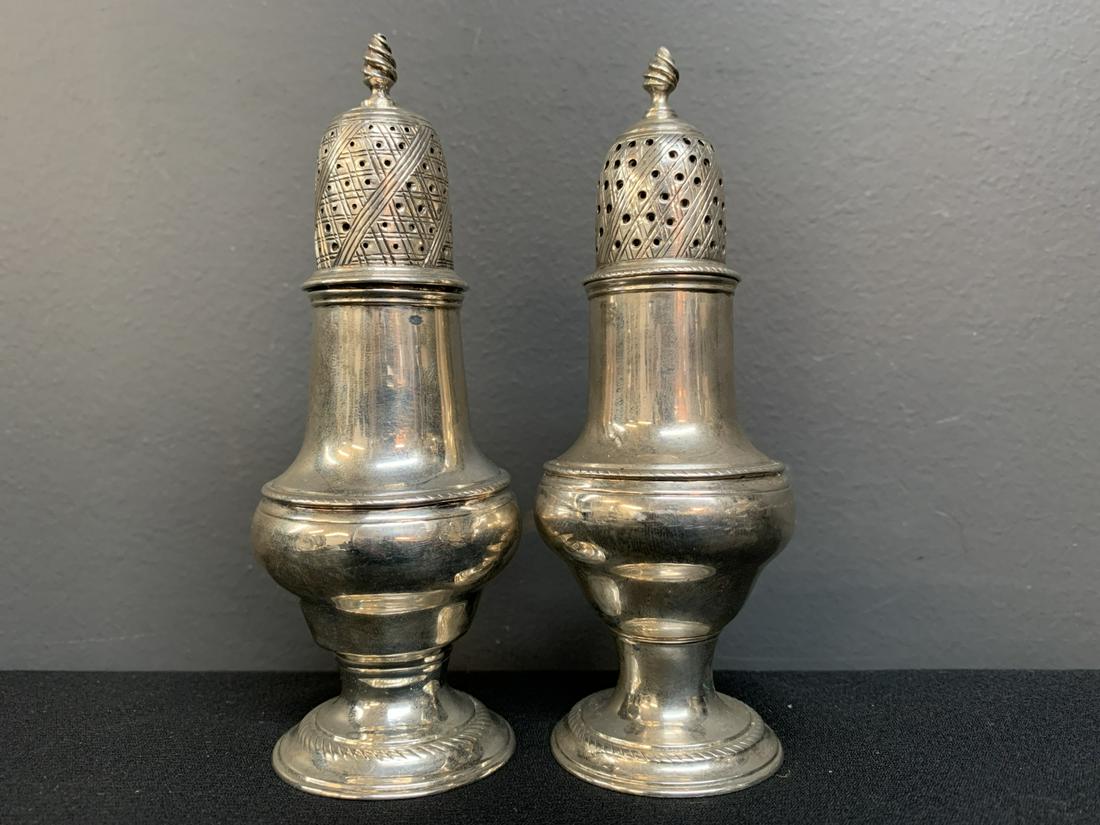 Lot of 2 Thomas Daniel English Silver Salt Shakers (1 of 7)