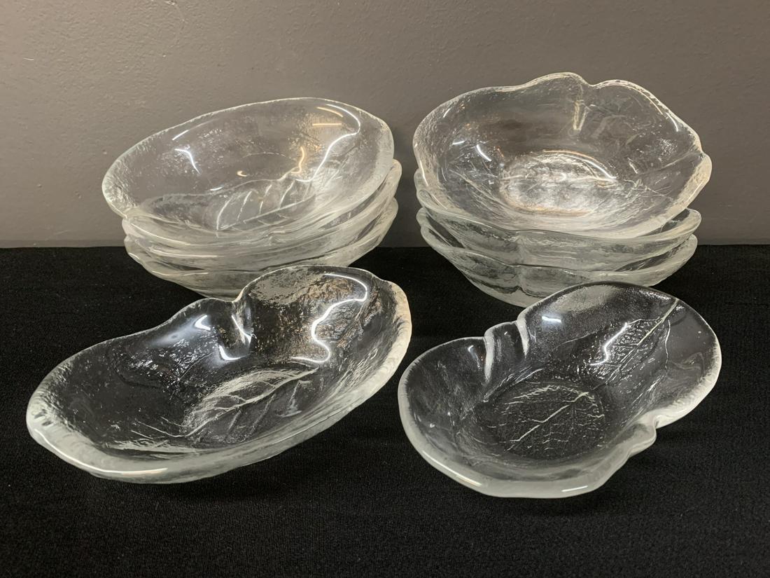 Lot Of 8 Mcm Kosta Party Avocado Dishes - Warff: Lot Of 8 Mcm Kosta Party Avocado Dishes - Warff 8 Mcm Avocado Shaped Mouth Blown Glass Bowls From The Kosta Party Series Designed By Ann & Goran Warff In 1960s For Kosta (later Kosta Boda). Bowls Are