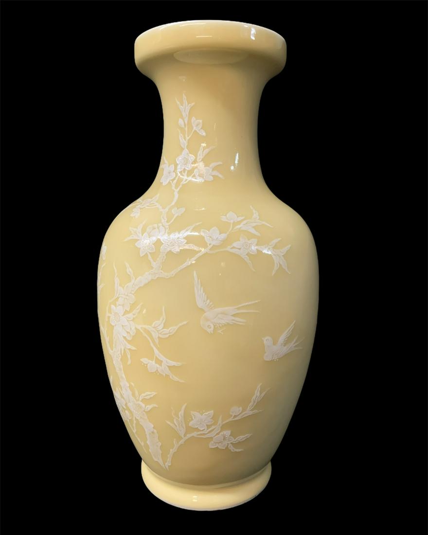 Chinese Yellow Vase, White Raised Bird Decoration: Chinese Yellow Vase, White Raised Bird And Flower Decoration. 14 Inches Tall. Keywords: Chinese, Chinese Antiques, Asian, Asian Art, Asian Antiques, Chinese Jade, Jade, Chinese Porcelain, Blue and Whi