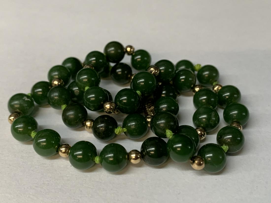 Chinese Spinach Jade Beaded Necklace, Gold Clasp: Chinese Spinach Jade Beaded Necklace, 14 K Gold Clasp, Beads. Measures 18 Inches Long. Keywords: Chinese, Chinese Antiques, Asian, Asian Art, Asian Antiques, Chinese Jade, Jade, Chinese Porcelain, Blu