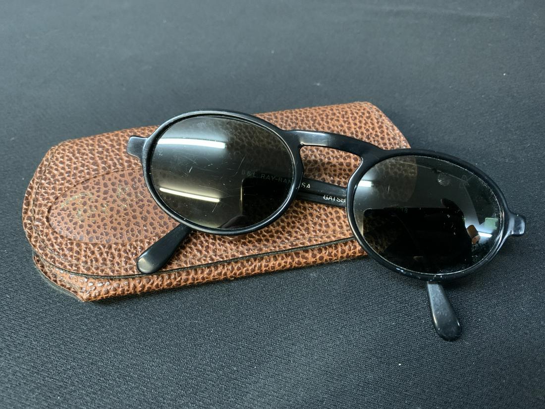 Pair Vintage Ray-ban Gatsby Style Sunglasses: Pair Vintage Ray-ban Gatsby Style Sunglasses With Ray-ban Case.