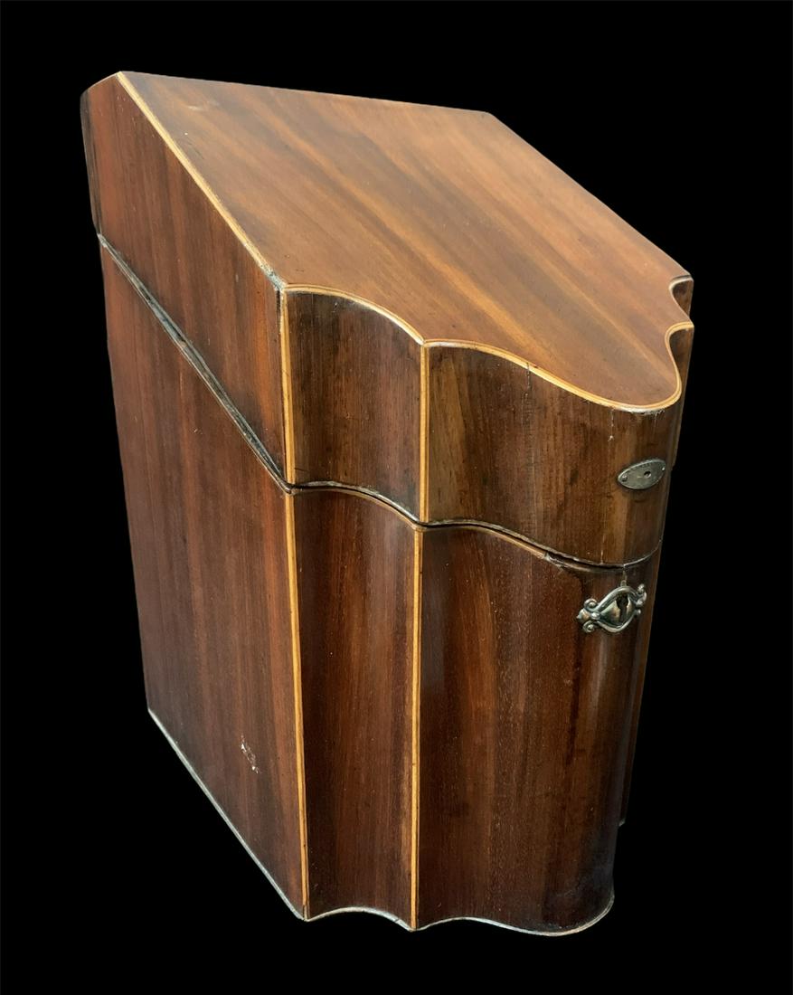 George Iii English Mahogany Serpentine Cutlery Box: George Iii English Mahogany Serpentine Cutlery Box. Inlaid Star Inside Lid. Some Loss To String Inlay. 14.5 Inches High.