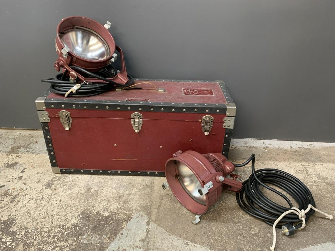 Pair Mole Richardson Hollywood Stage Lights In Box (1 of 9)