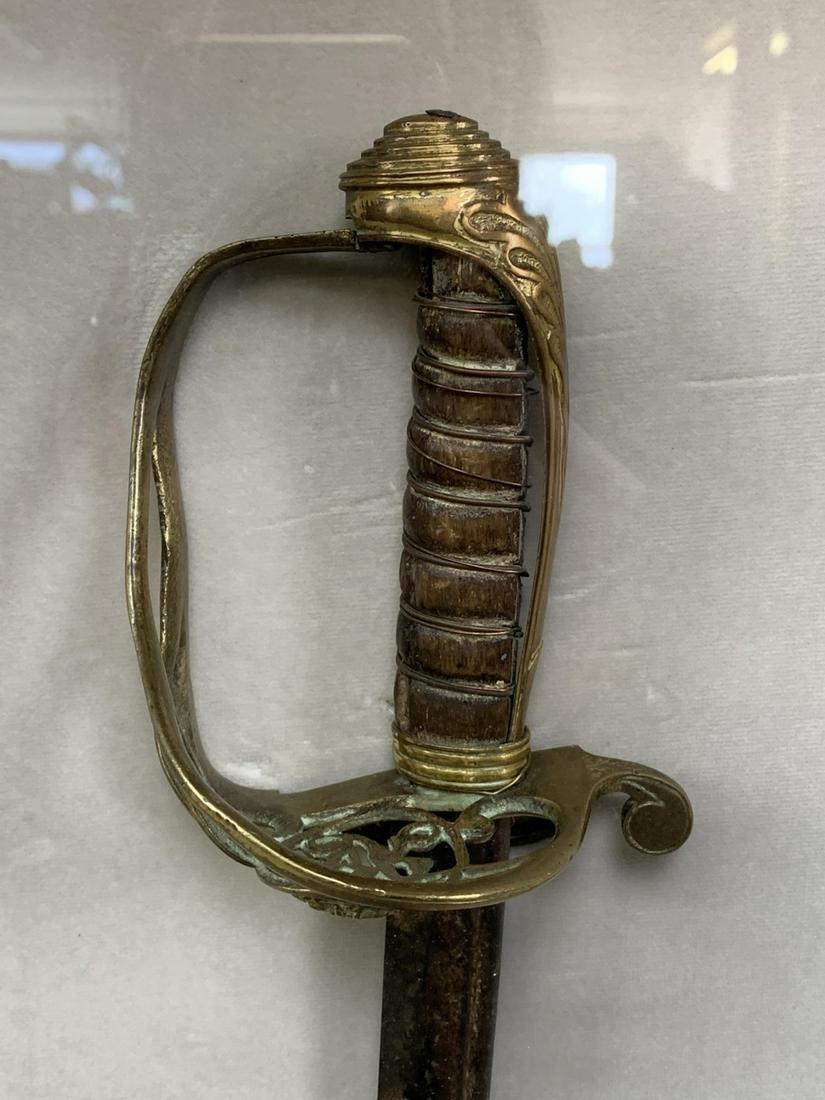 Framed English Ww1 Officer's Sword, Crown On Guard (1 of 5)