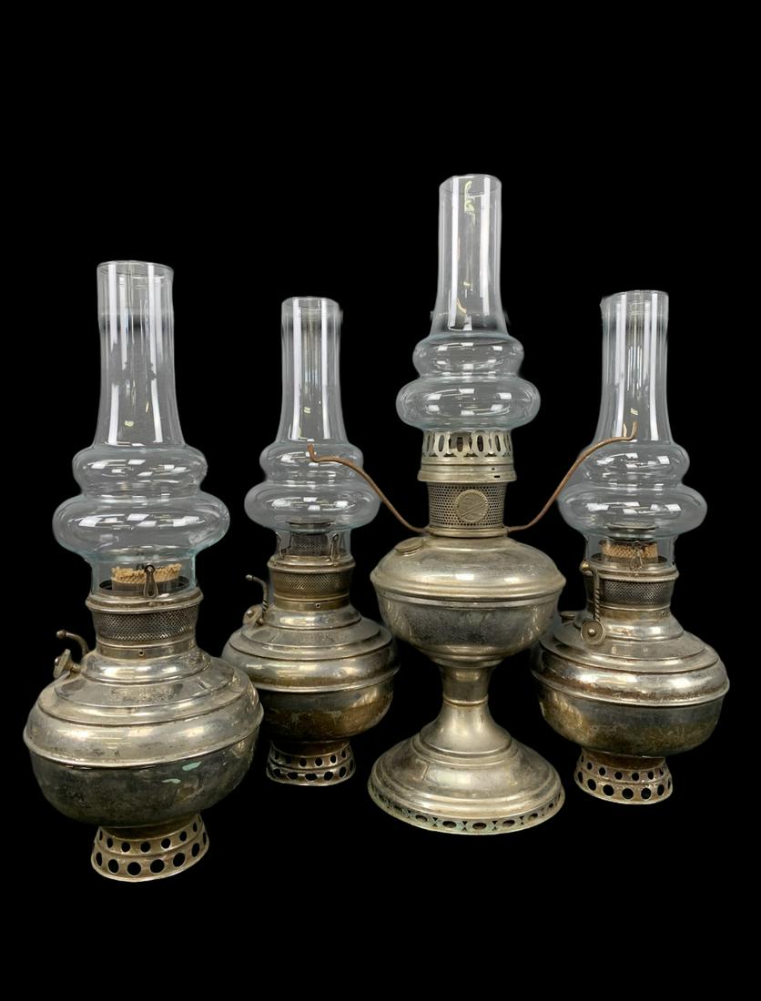 Lot Of 4 Kerosene Lamps, New Juno, Aladdin (1 of 3)