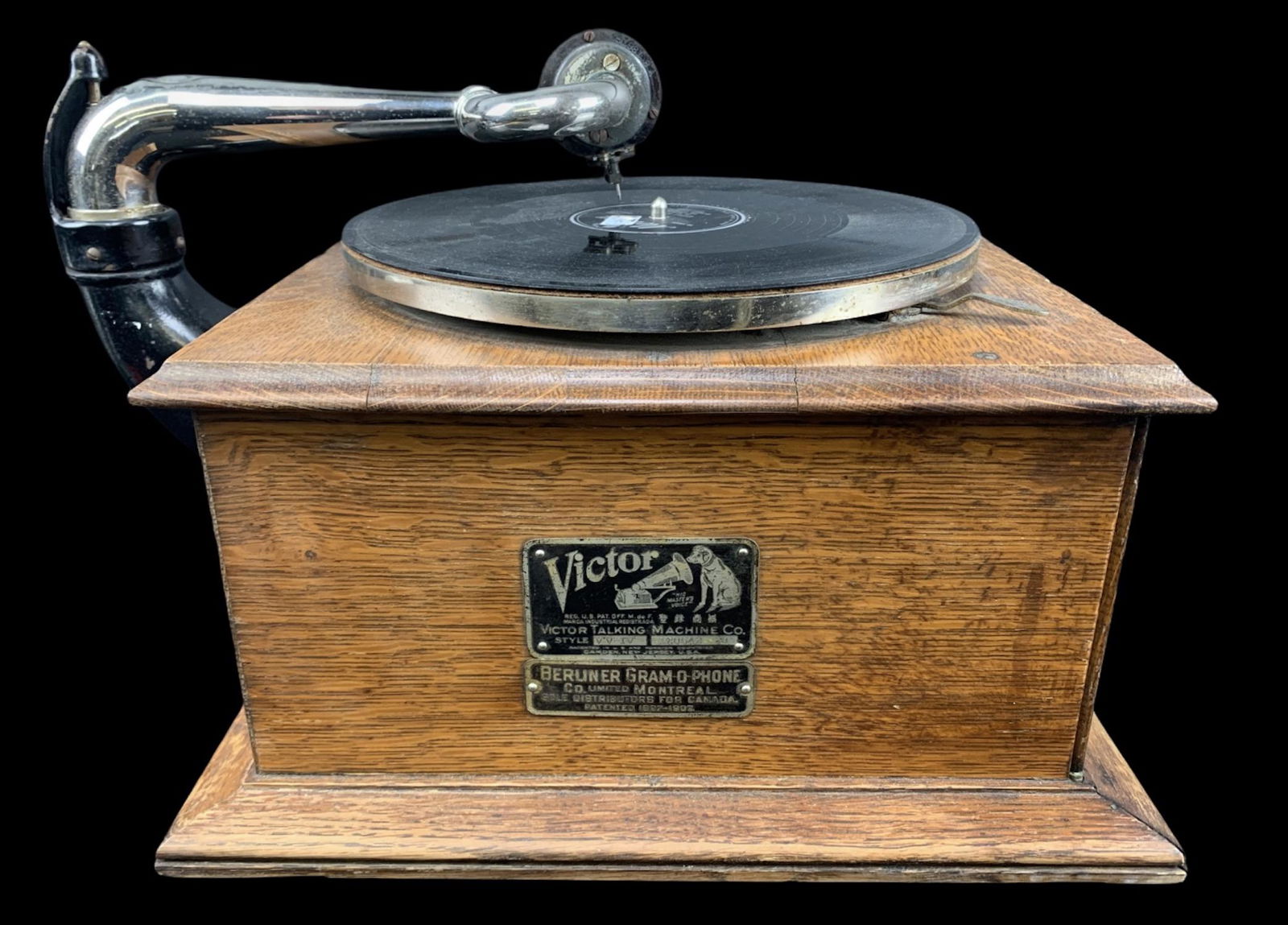 Early 1900s Rca Victor Gramophone (1 of 5)