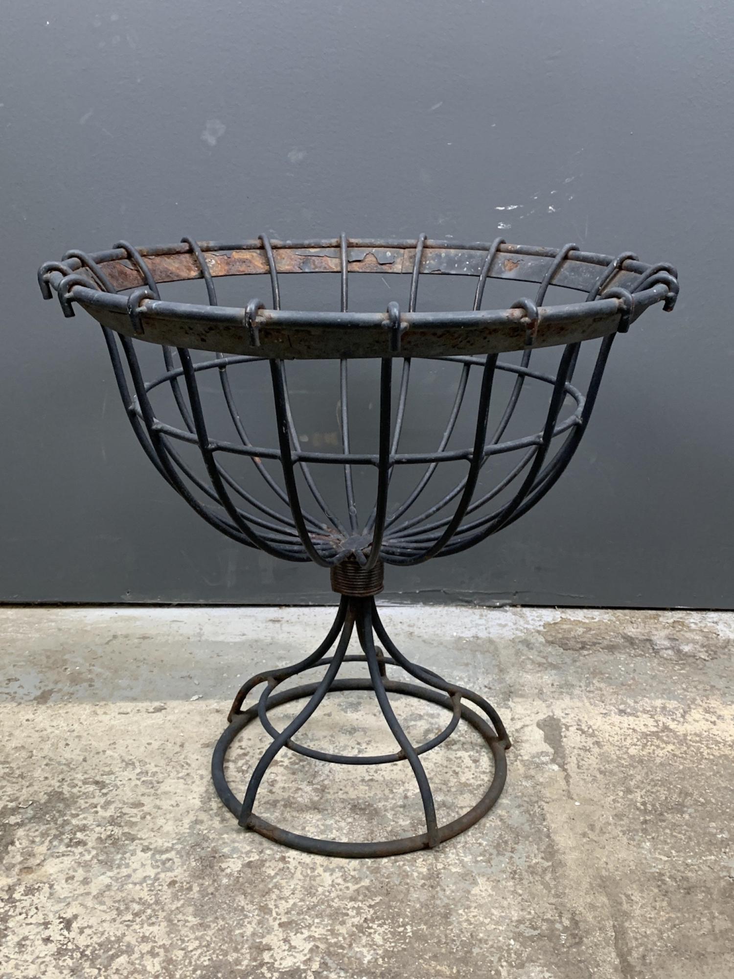 Vintage Iron Wire Basket Jardiniere (1 of 4)