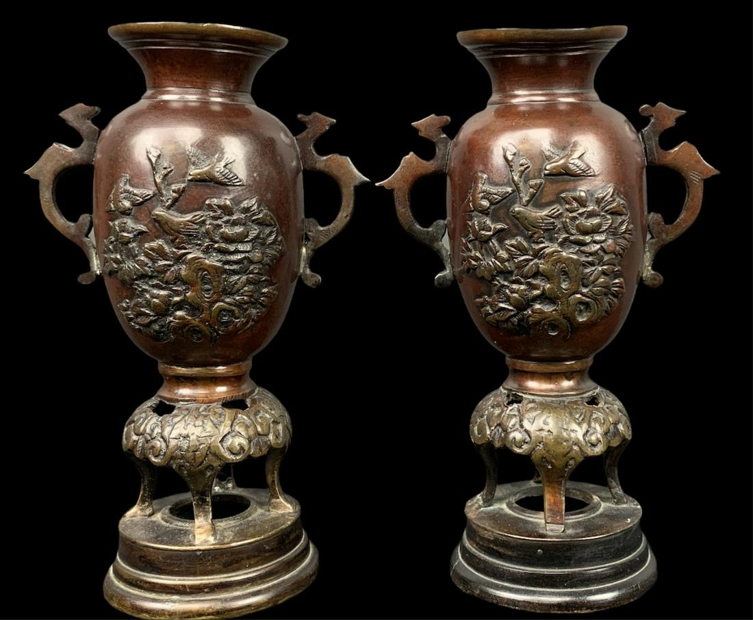 Pair Of Chinese Japanese Bronze Urns Vases (1 of 6)
