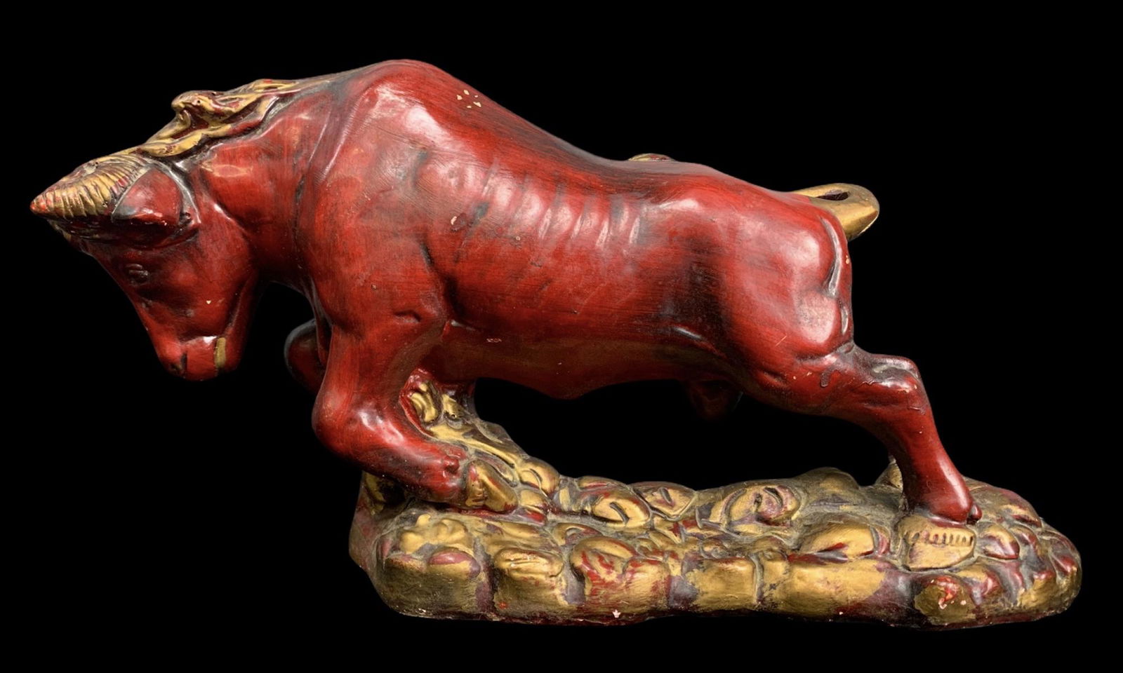 Large Vintage Chalkware Red And Gold Charging Bull (1 of 6)