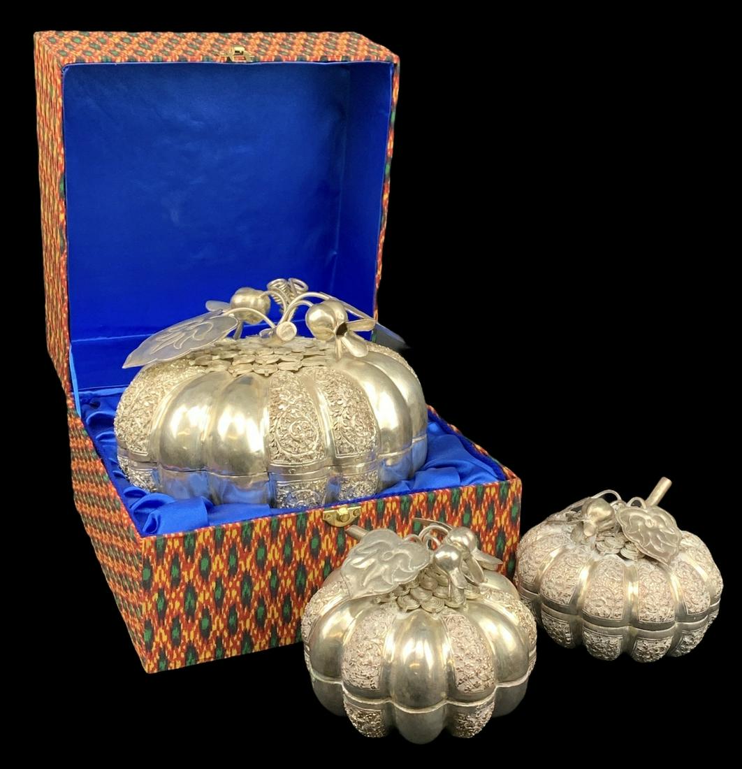 Lot Cambodian Khmer Silvered Lidded Pumpkin Boxes (1 of 6)