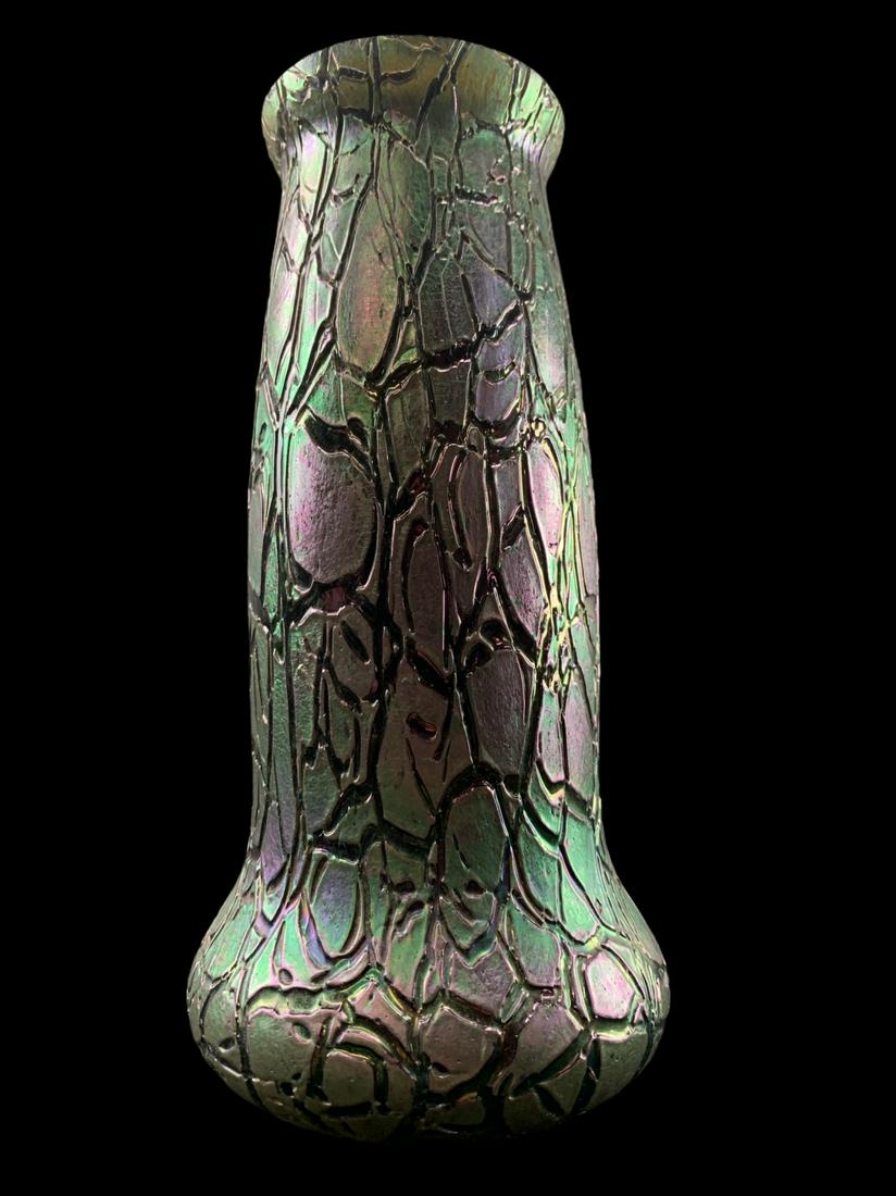Antique Loetz Josef Rindskopf Crackle Glass Vase: Antique Loetz Josef Rindskopf Crackle Art Glass Vase. 8.5 H X 4 Inches W.