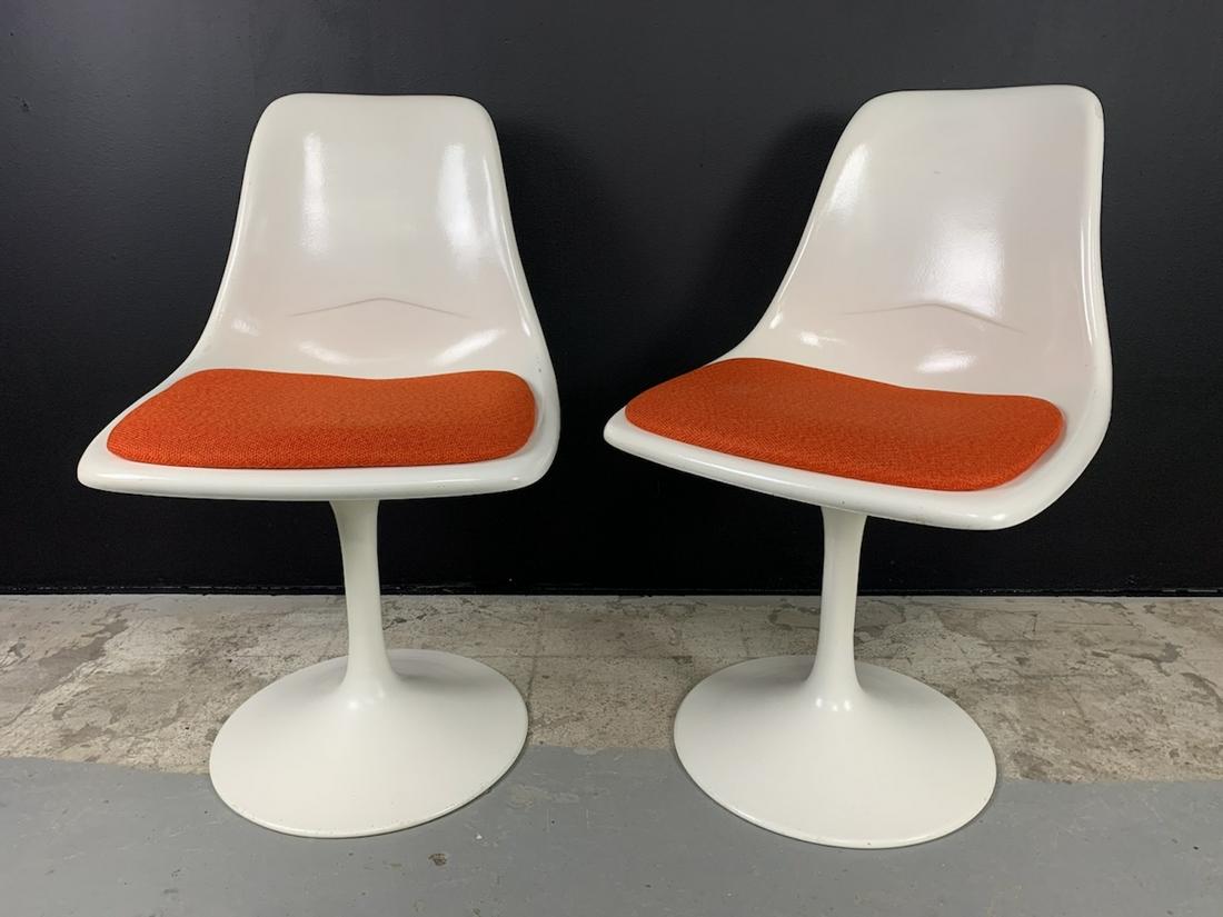 Pair Of Mcm Saarinen Style Fiberglass Tulip Chairs (1 of 4)