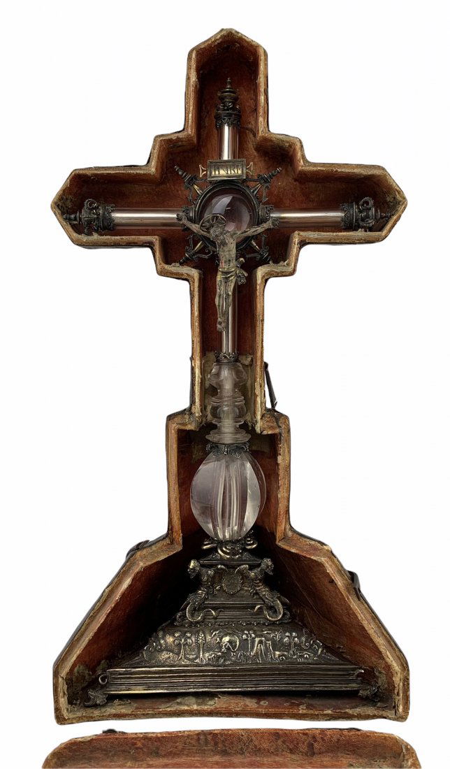 Continental Rock Crystal Corpus Christi Crucifix (1 of 20)