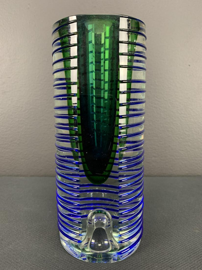 Modern Pavel Hlava Czech Sommerso Glass Vase: 1960s Mid Century Modern Pavel Hlava Czech Sommerso Glass Vase. 8 Inches Tall.
