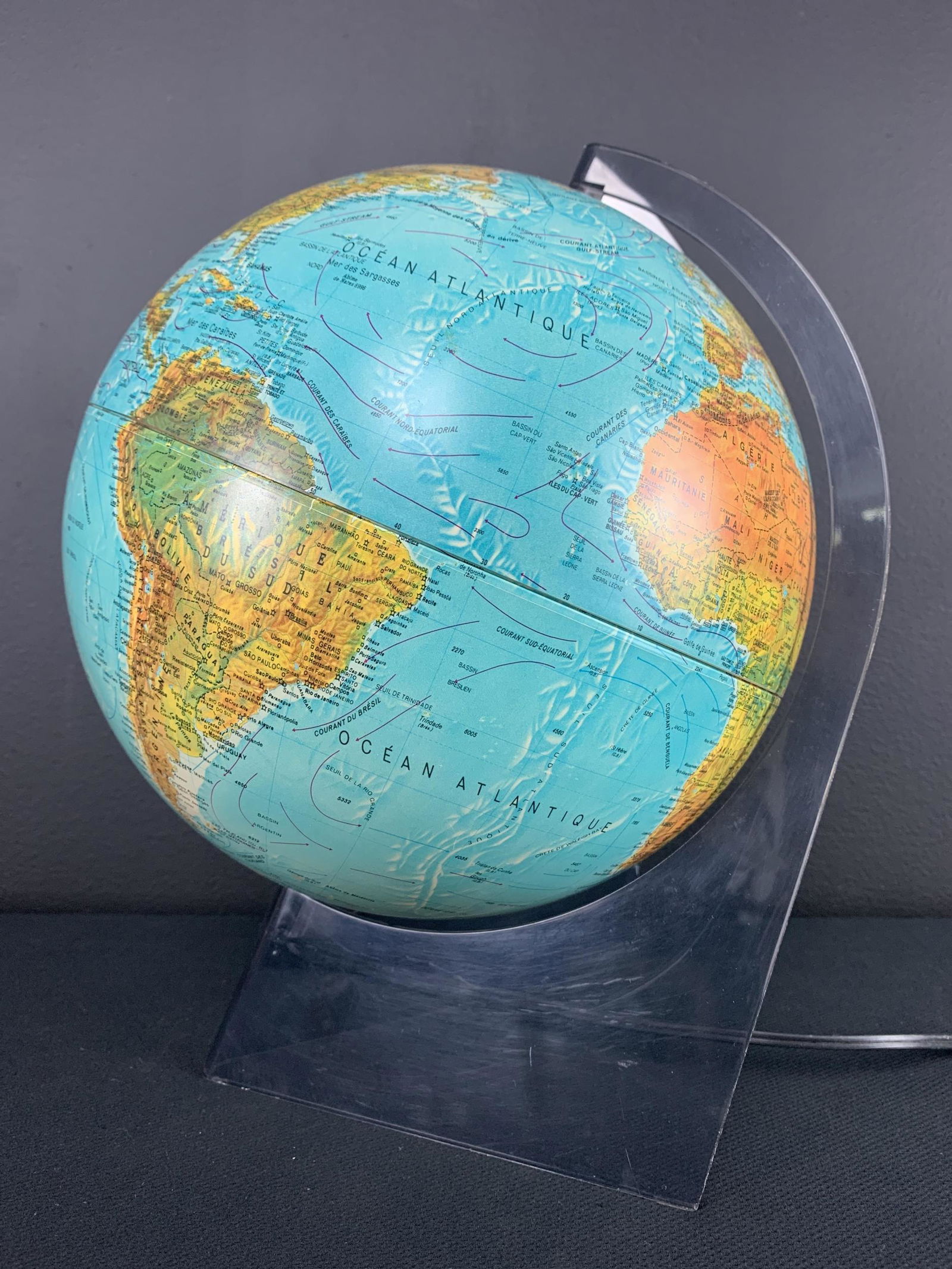 Vtg Scan Globe Denmark Lighted Terrestrial Globe (1 of 4)