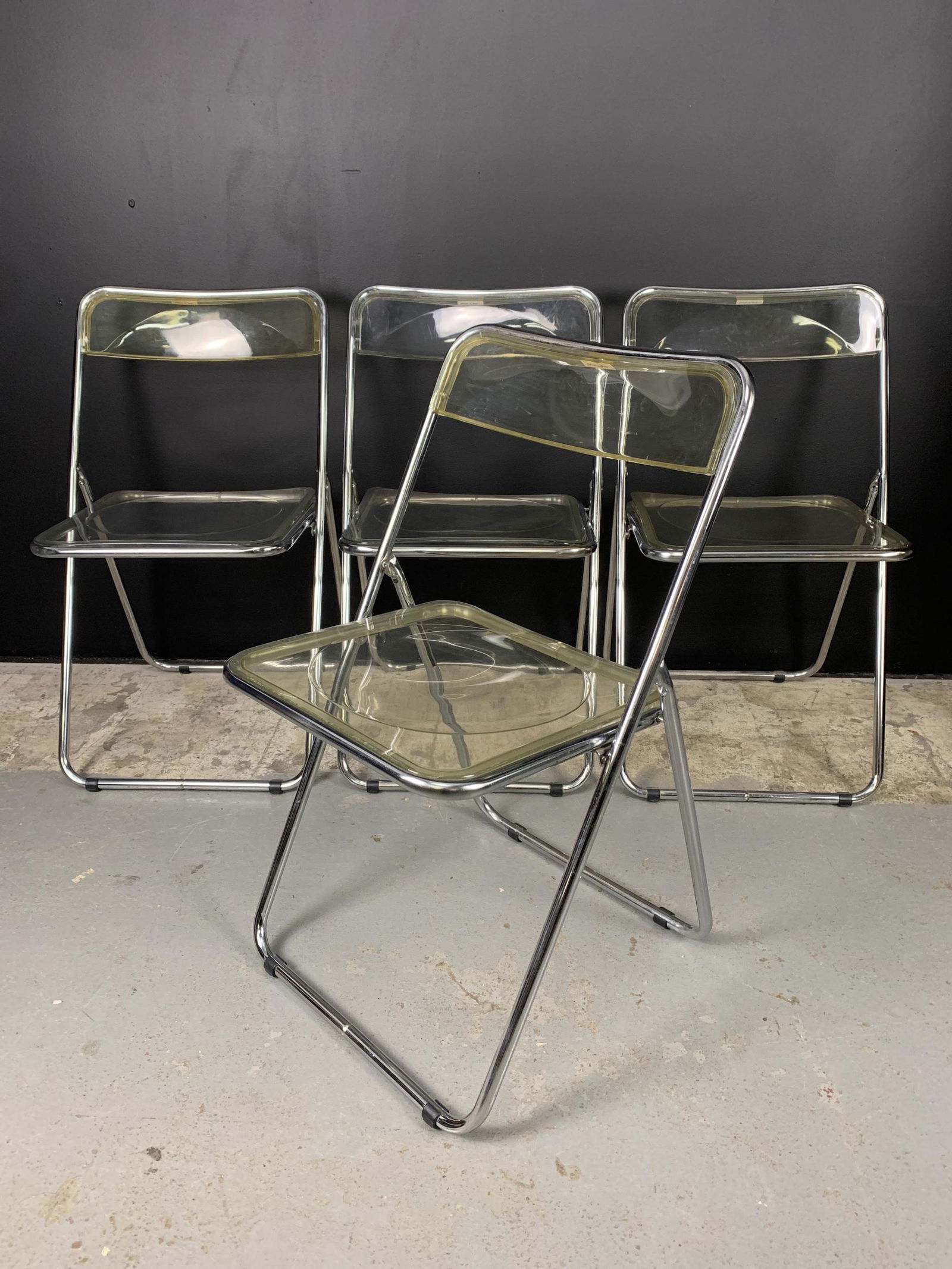 4 Acrylic Lucite Folding Chairs, Giancarlo Piretti (1 of 4)